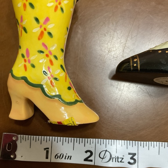 Porcelain Vintage Shoe Look Trinket, Pill, Jewelry Box. - Picture 10 of 10